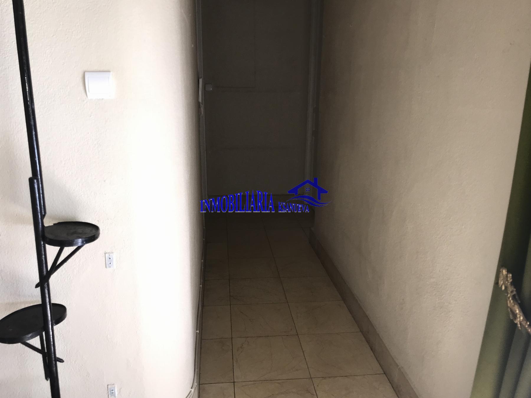 For sale of flat in Córdoba