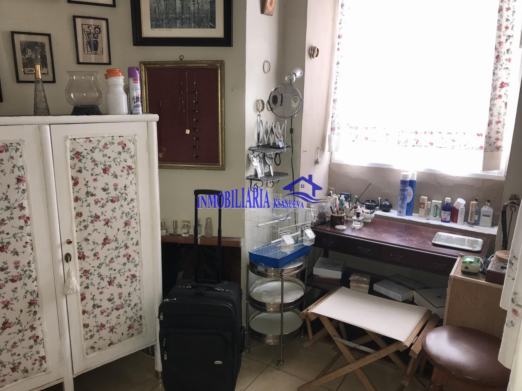 For sale of flat in Córdoba