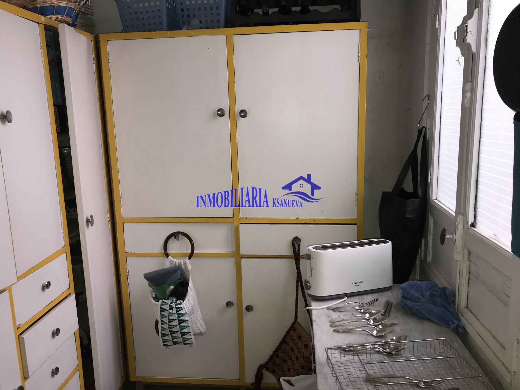 For sale of flat in Córdoba