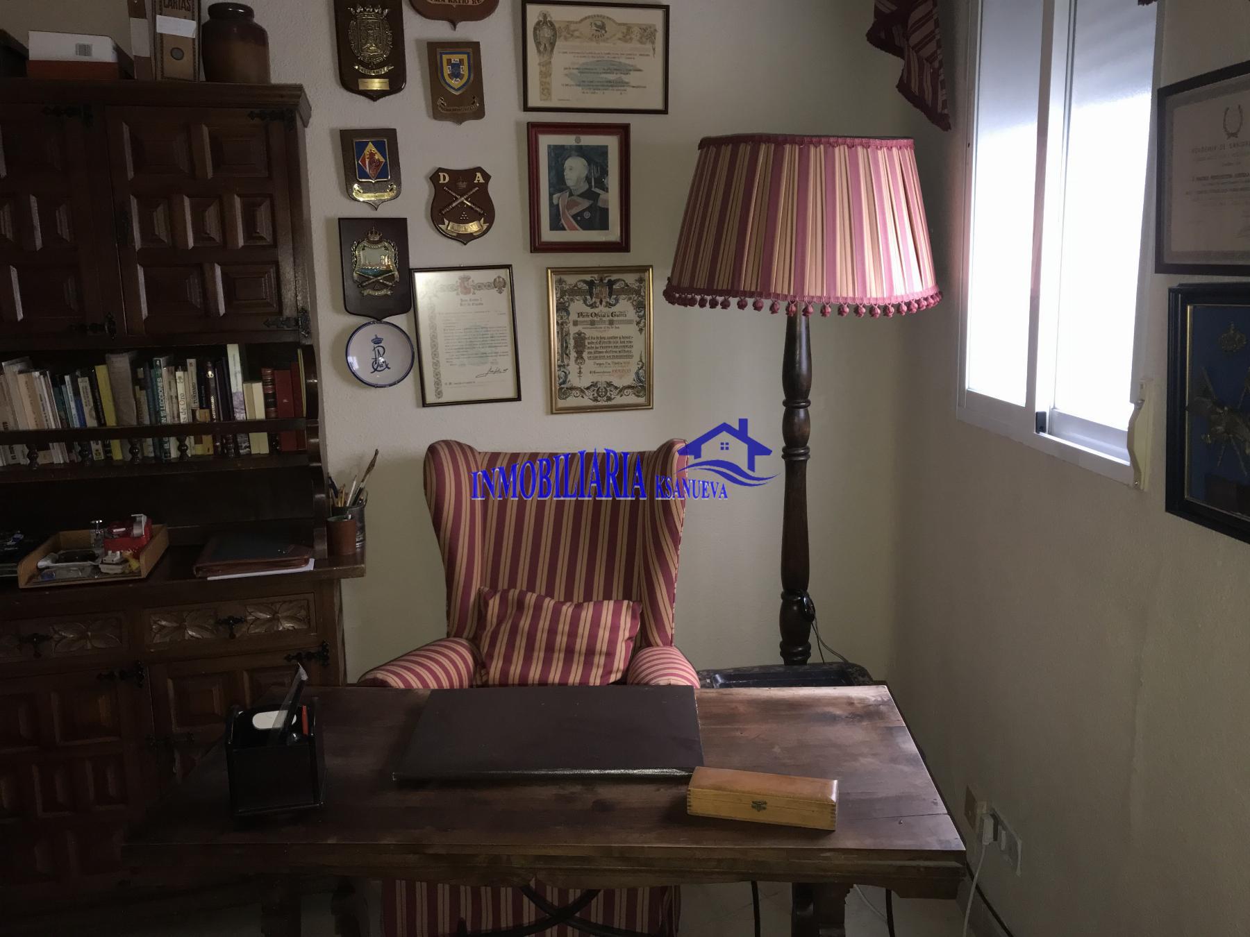 For sale of flat in Córdoba