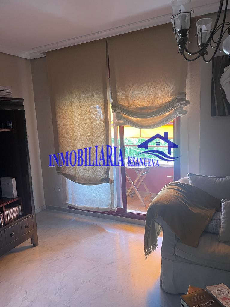 For sale of flat in Córdoba