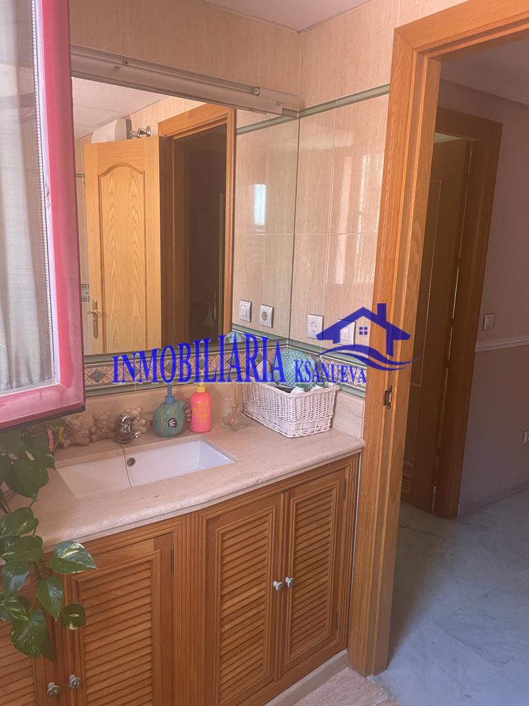 For sale of flat in Córdoba