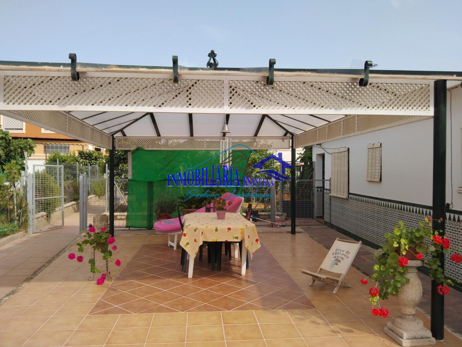 For sale of chalet in Córdoba