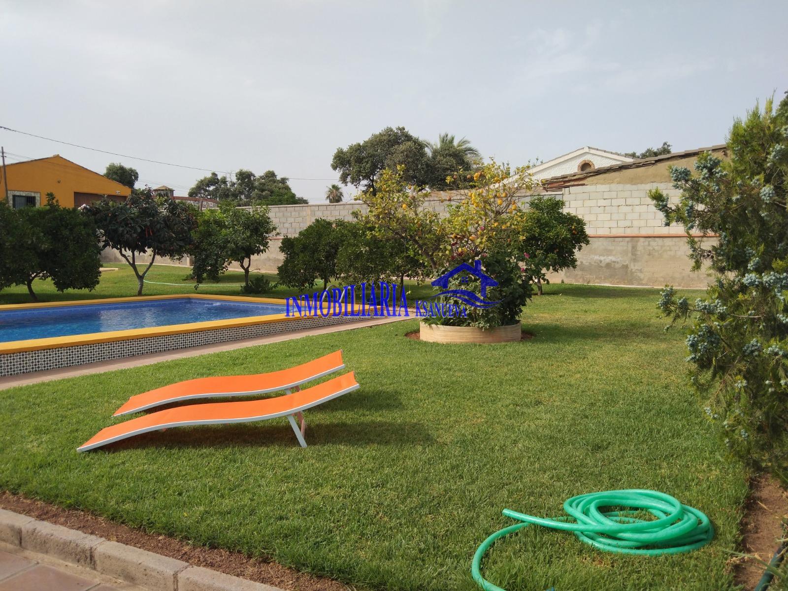 For sale of chalet in Córdoba