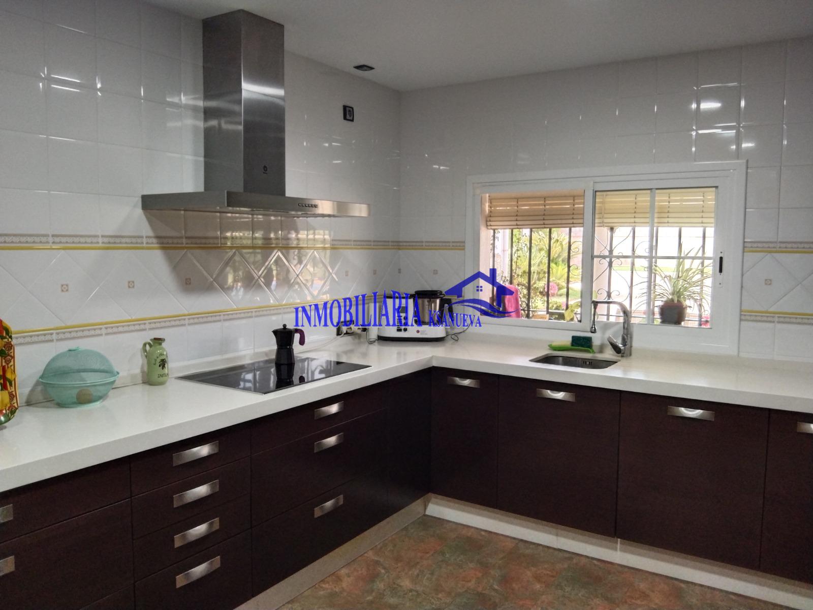 For sale of chalet in Córdoba