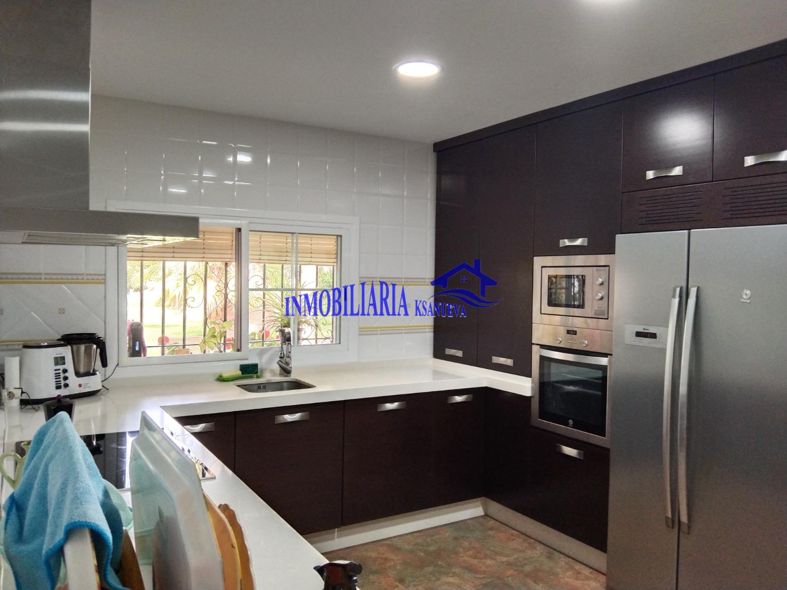 For sale of chalet in Córdoba