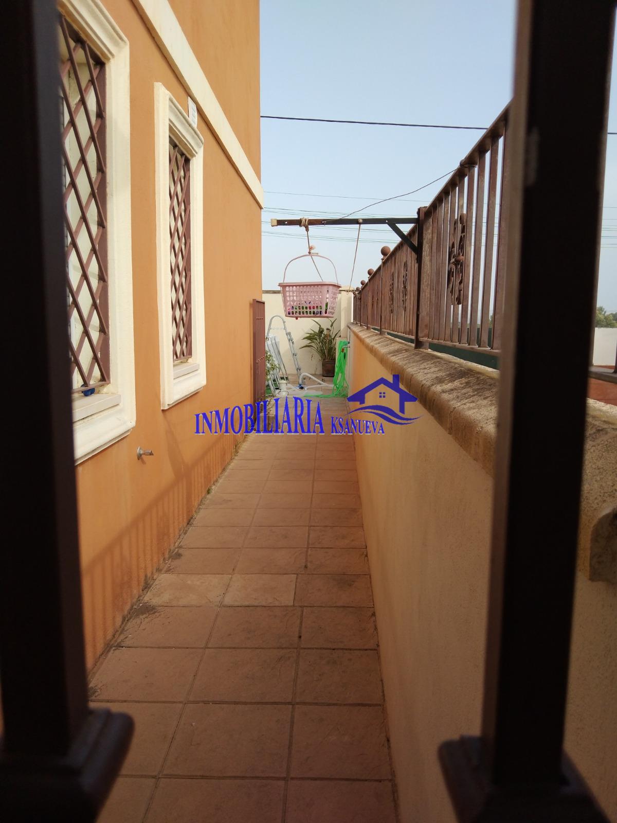 For sale of chalet in Córdoba