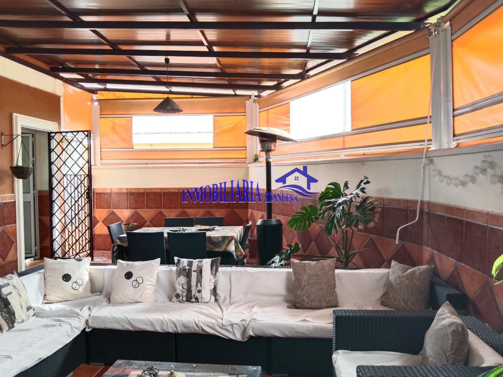 For sale of chalet in Córdoba