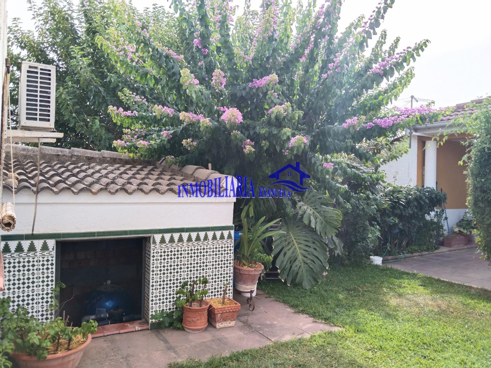 For sale of chalet in Córdoba