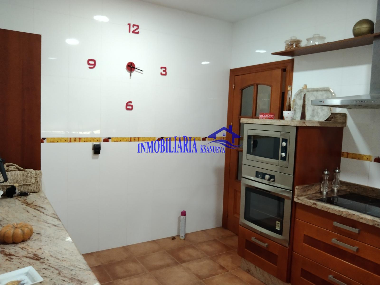For sale of chalet in Córdoba