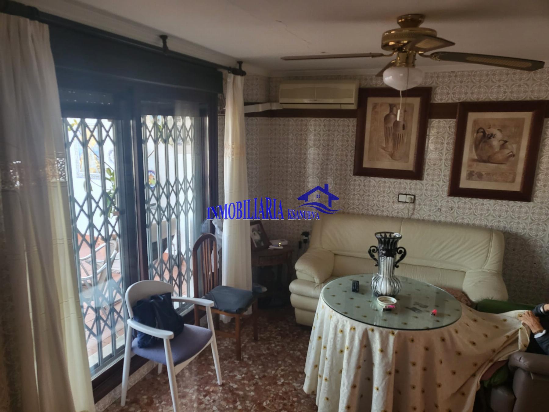 For sale of penthouse in Córdoba