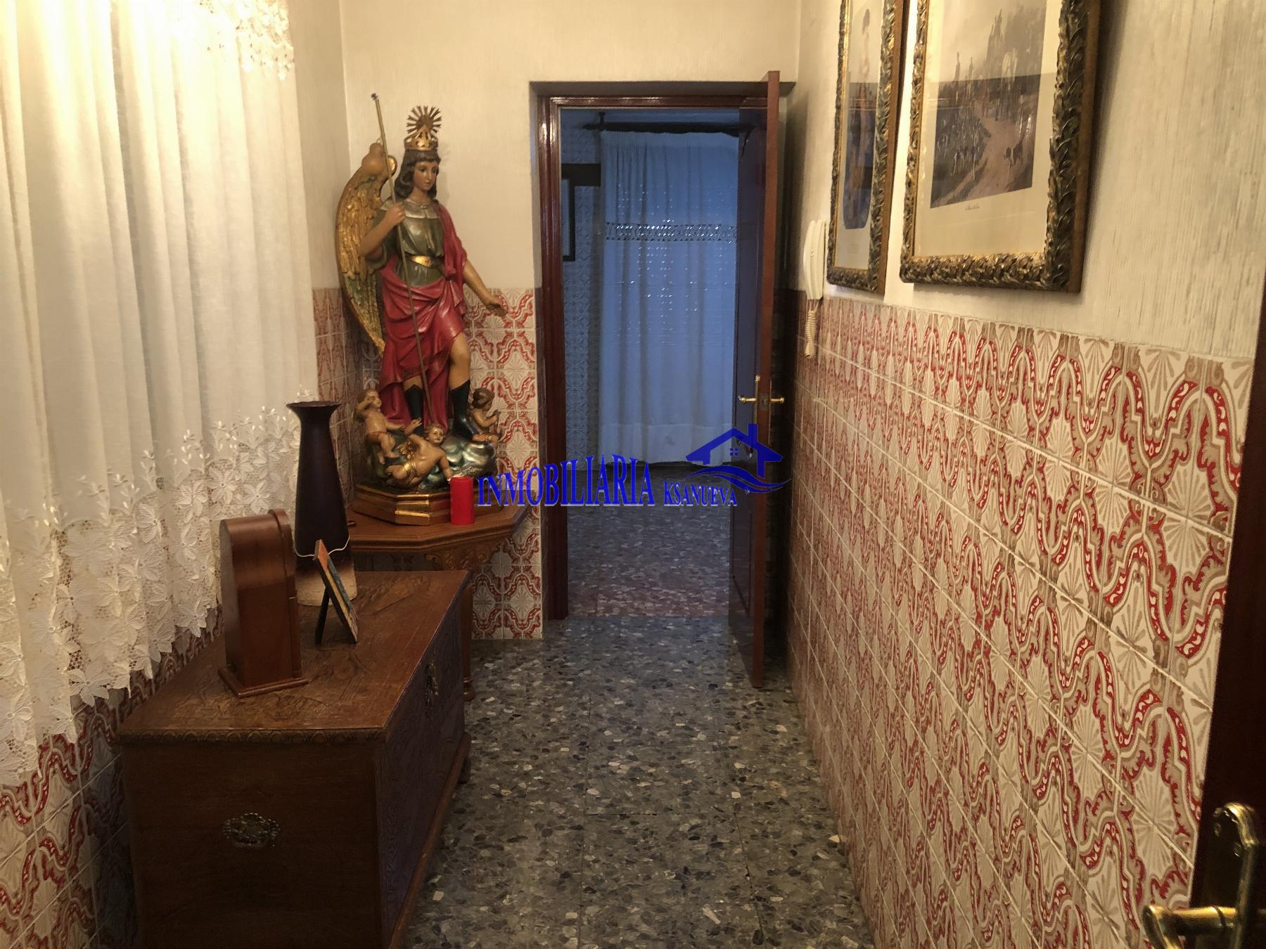 For sale of penthouse in Córdoba