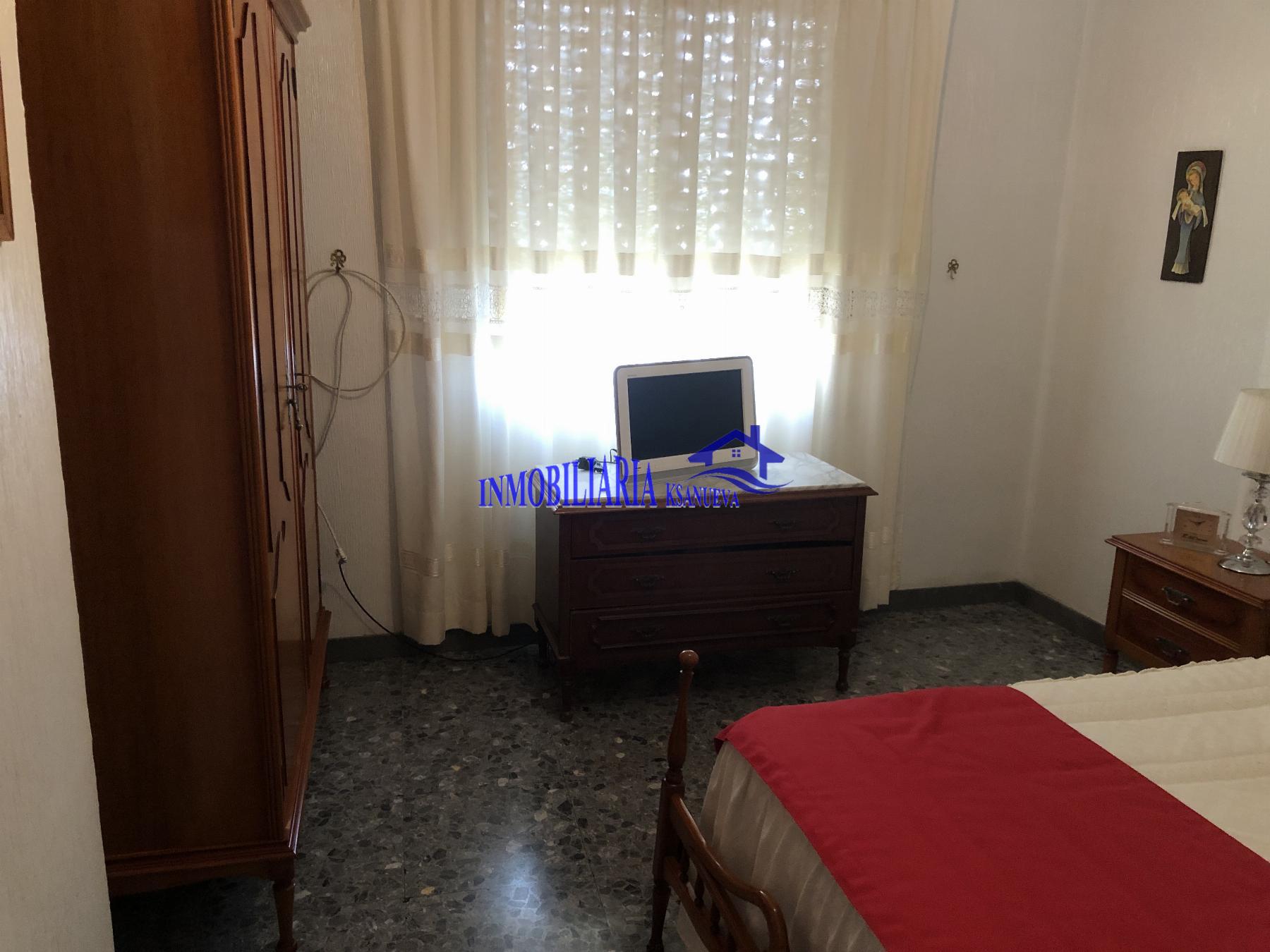 For sale of penthouse in Córdoba