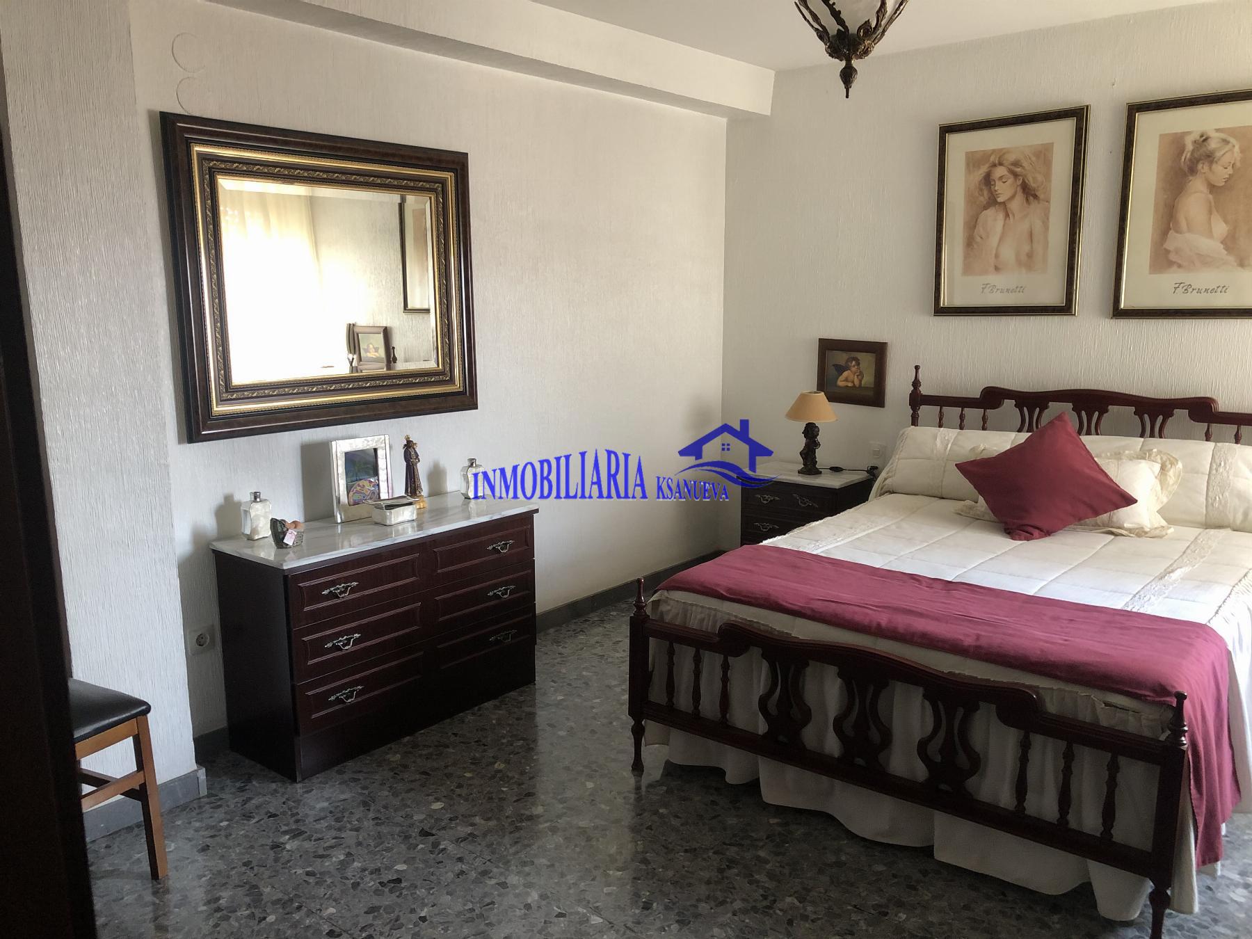 For sale of penthouse in Córdoba