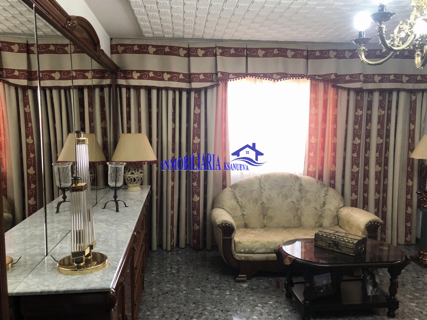 For sale of penthouse in Córdoba