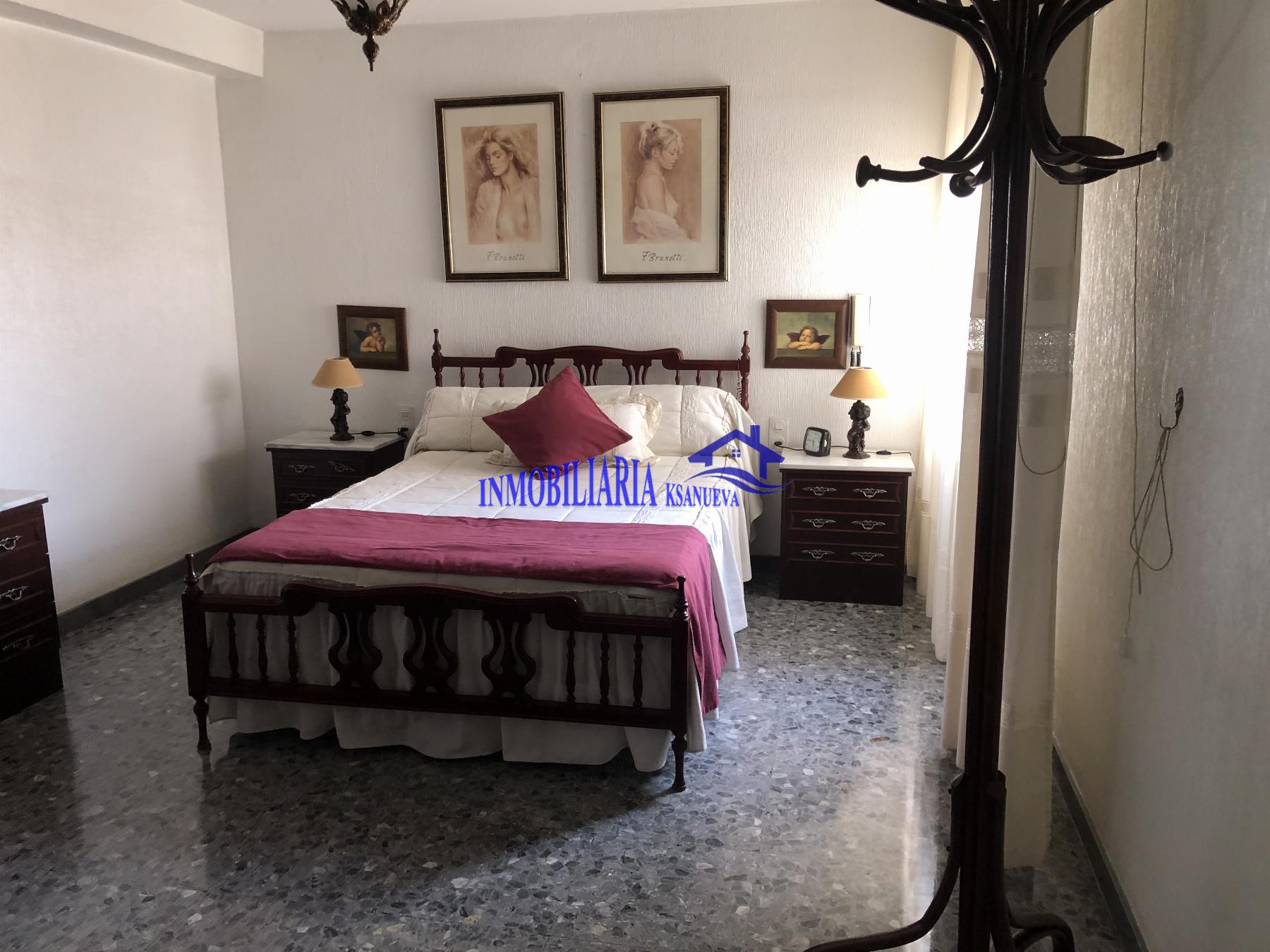 For sale of penthouse in Córdoba