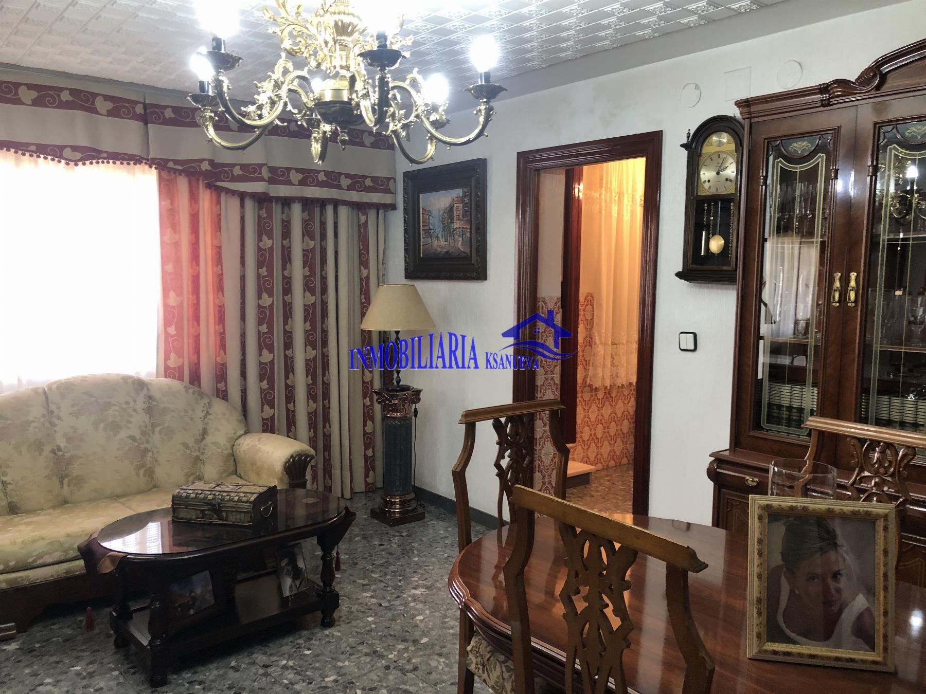 For sale of penthouse in Córdoba