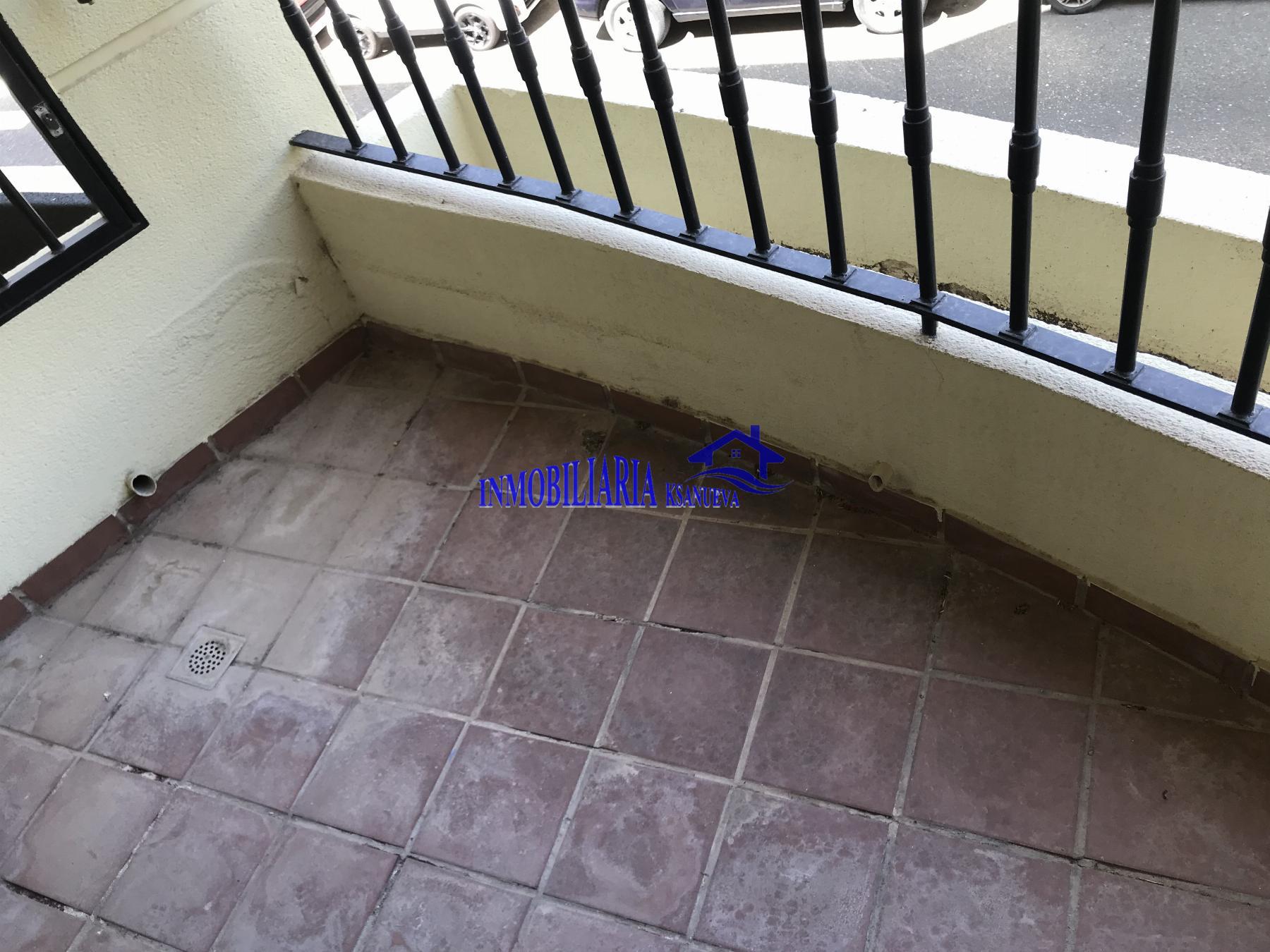 For sale of flat in Córdoba