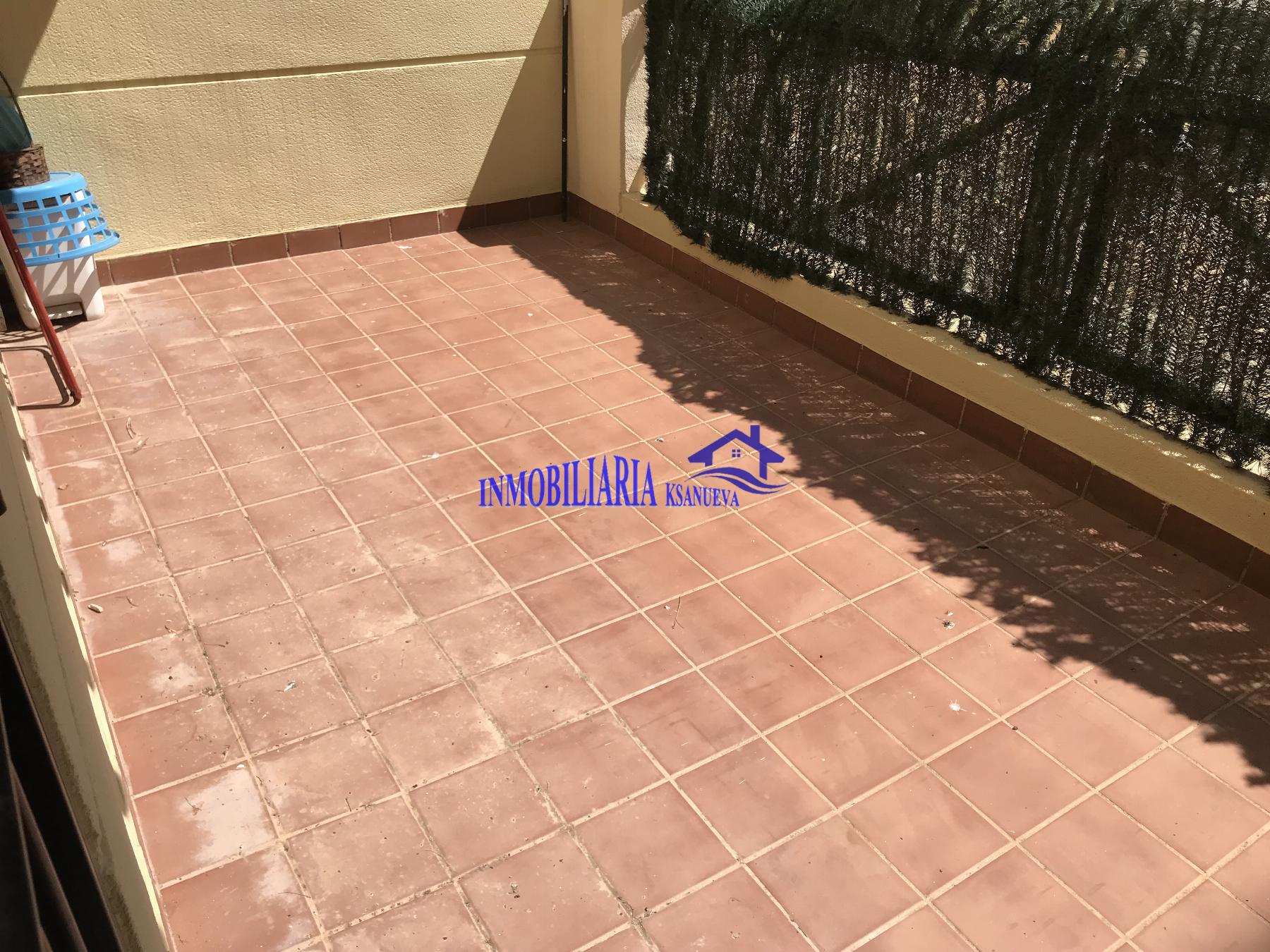 For sale of flat in Córdoba