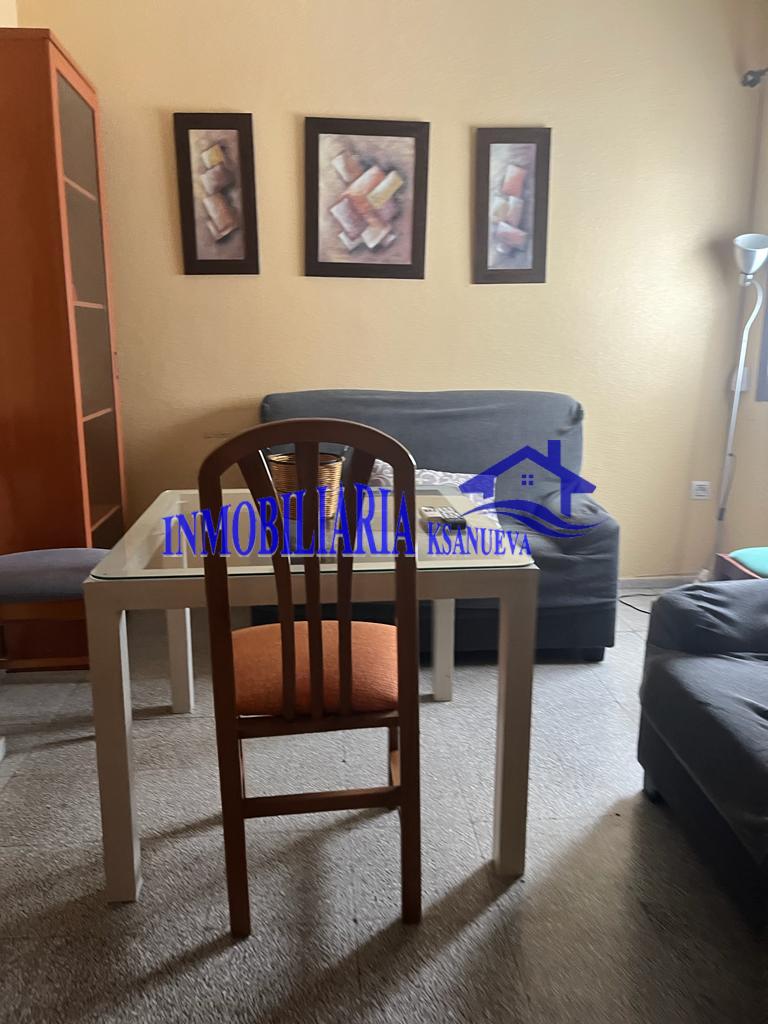 For sale of flat in Córdoba