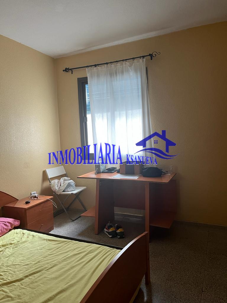 For sale of flat in Córdoba