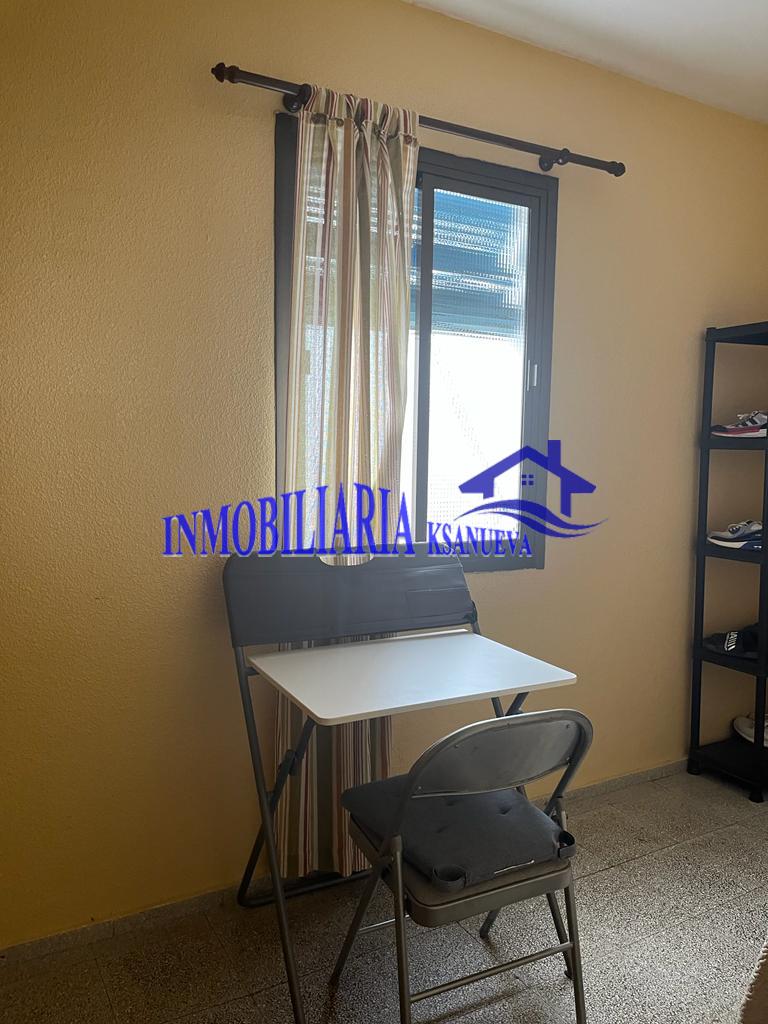 For sale of flat in Córdoba