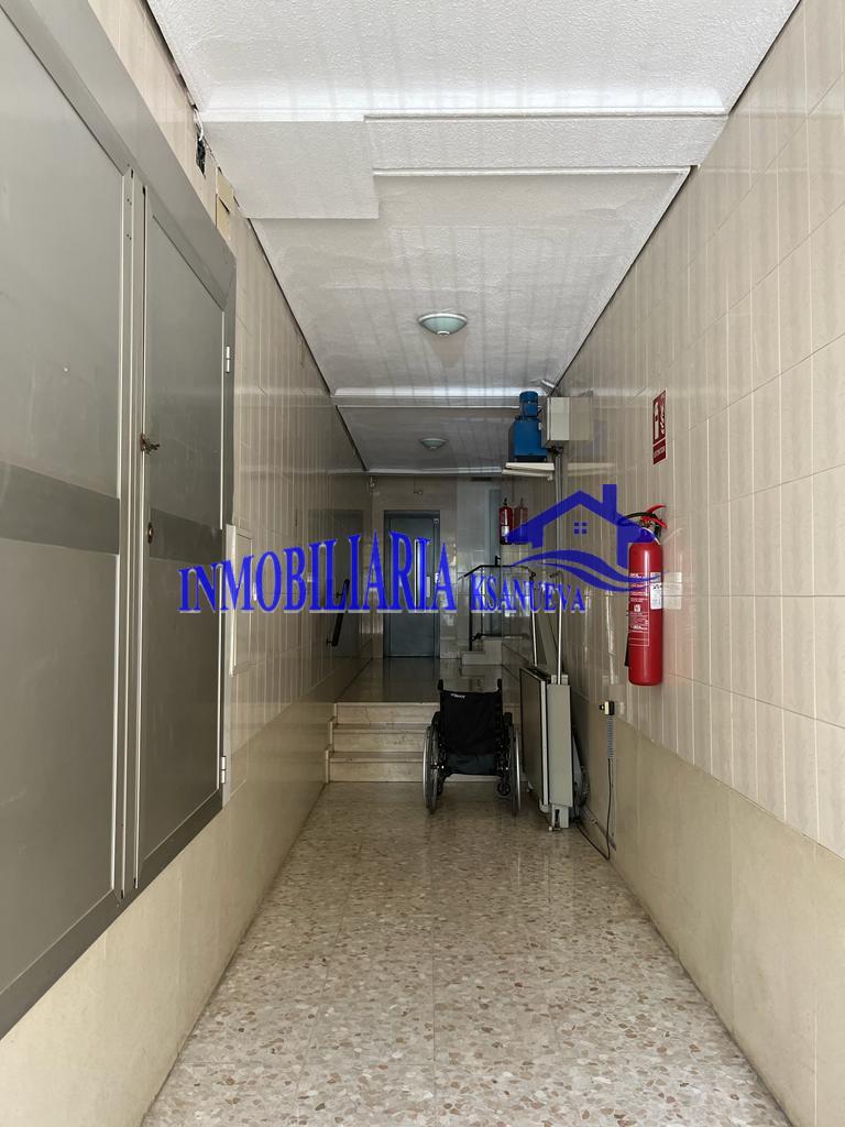 For sale of flat in Córdoba