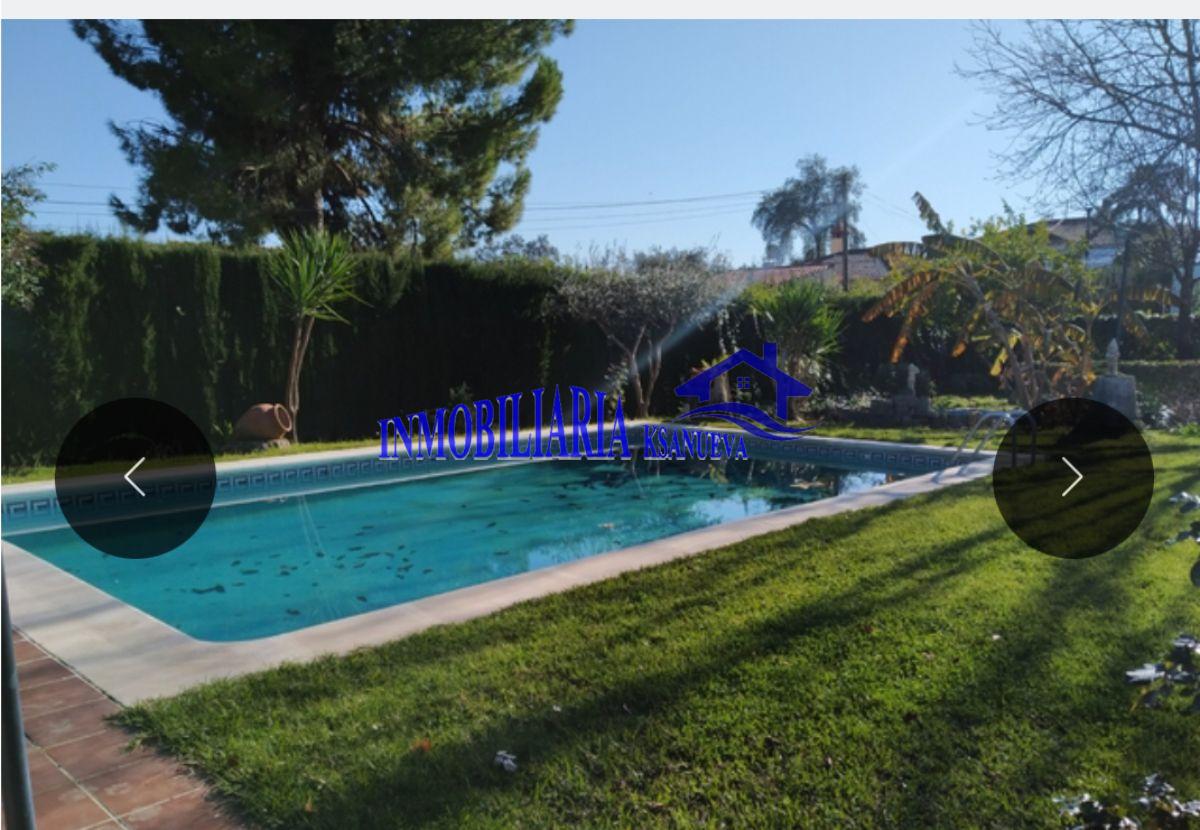 For sale of chalet in Córdoba