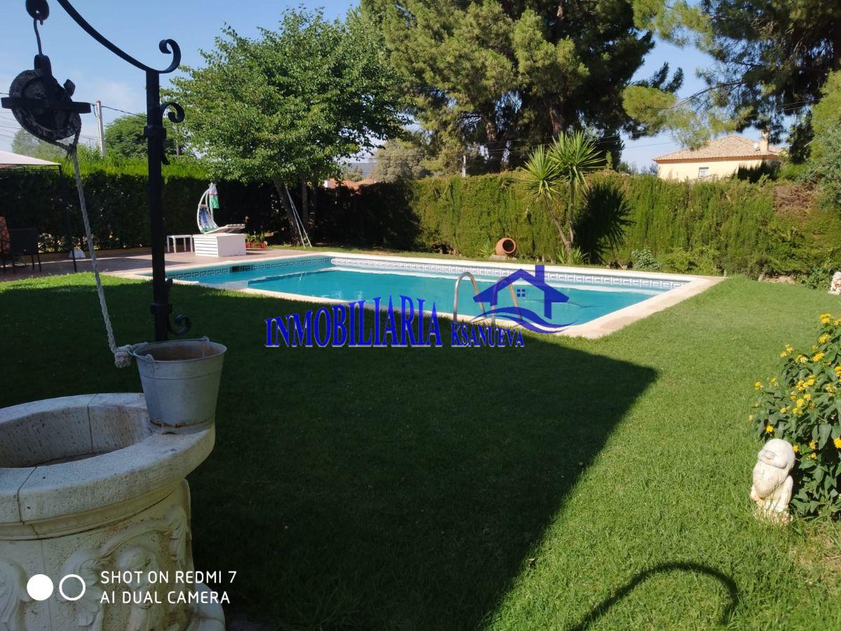 For sale of chalet in Córdoba