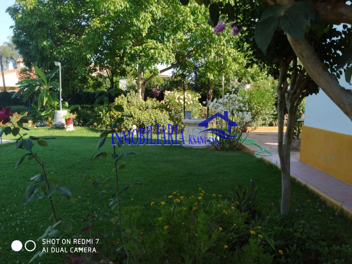 For sale of chalet in Córdoba
