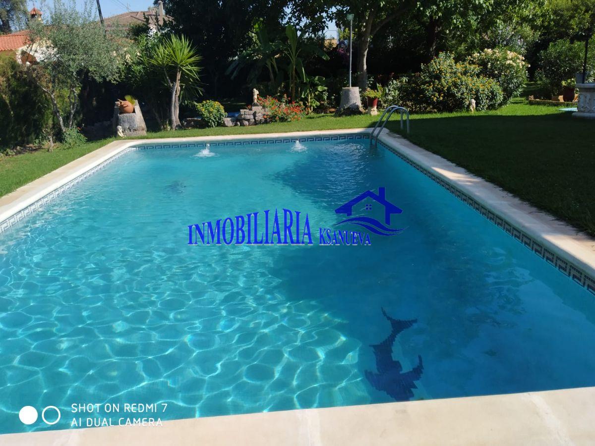 For sale of chalet in Córdoba