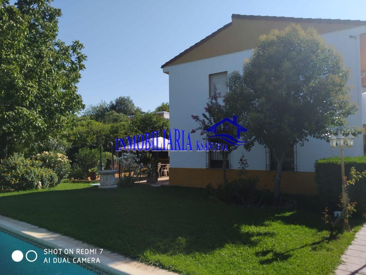 For sale of chalet in Córdoba