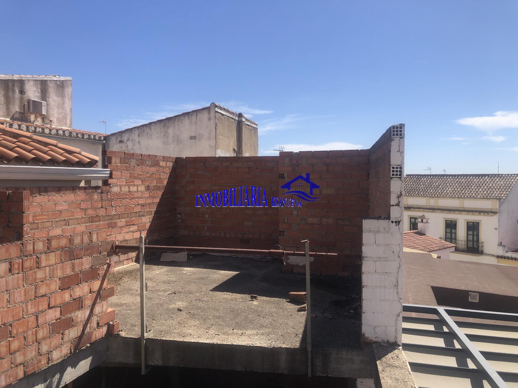 For sale of house in Córdoba