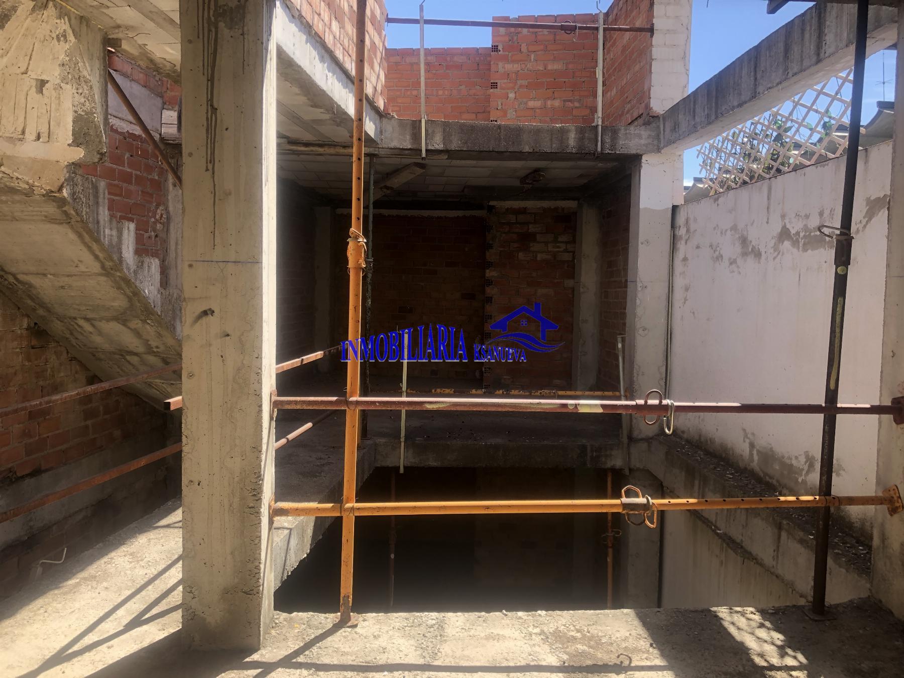 For sale of house in Córdoba