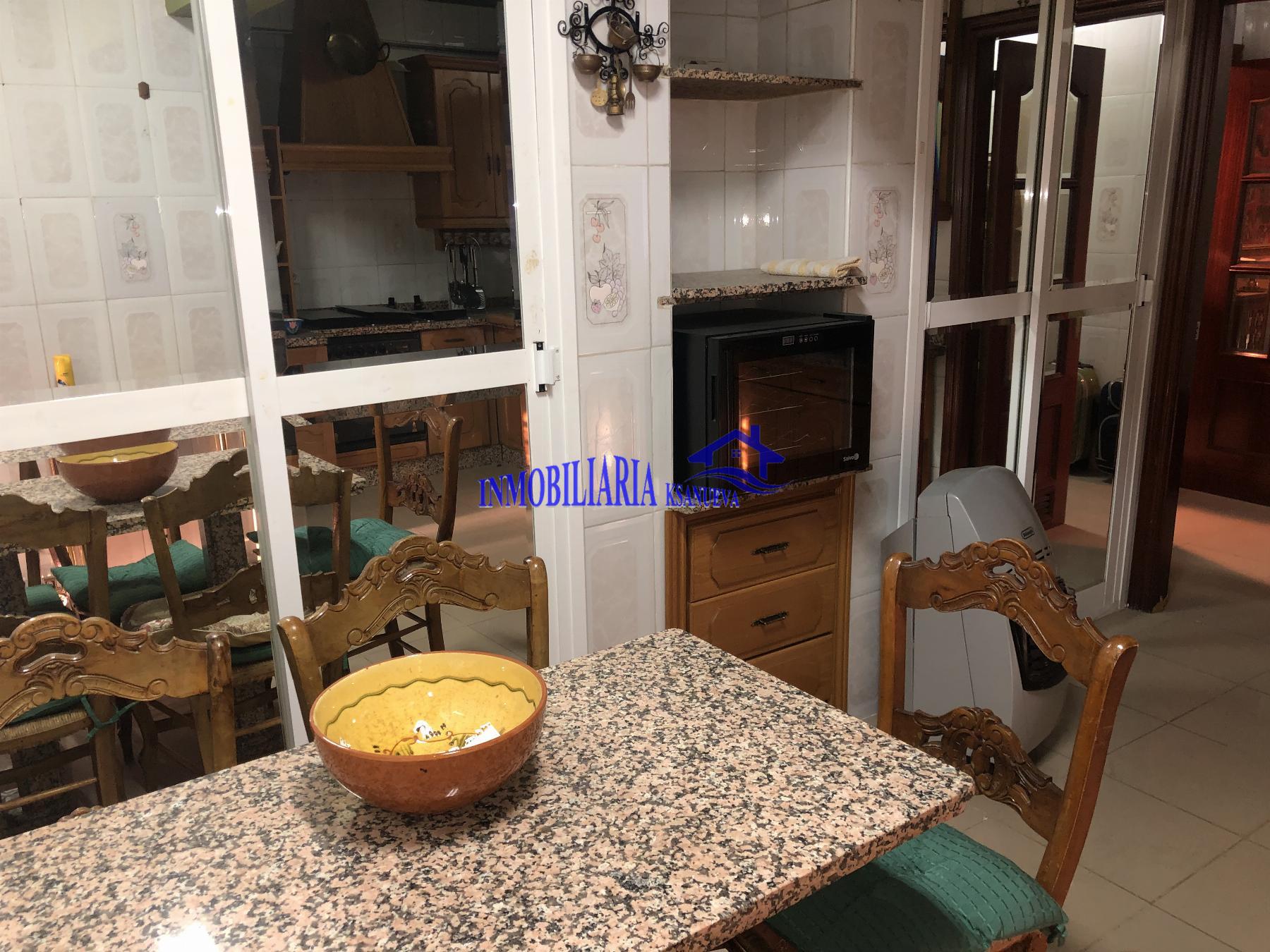 For sale of flat in Córdoba