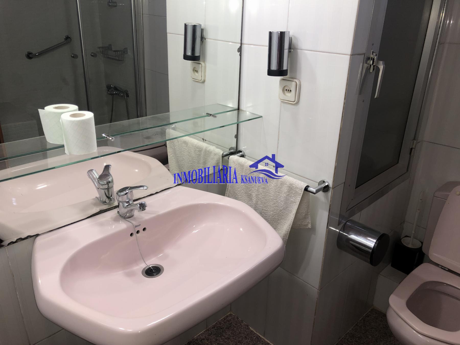 For sale of flat in Córdoba