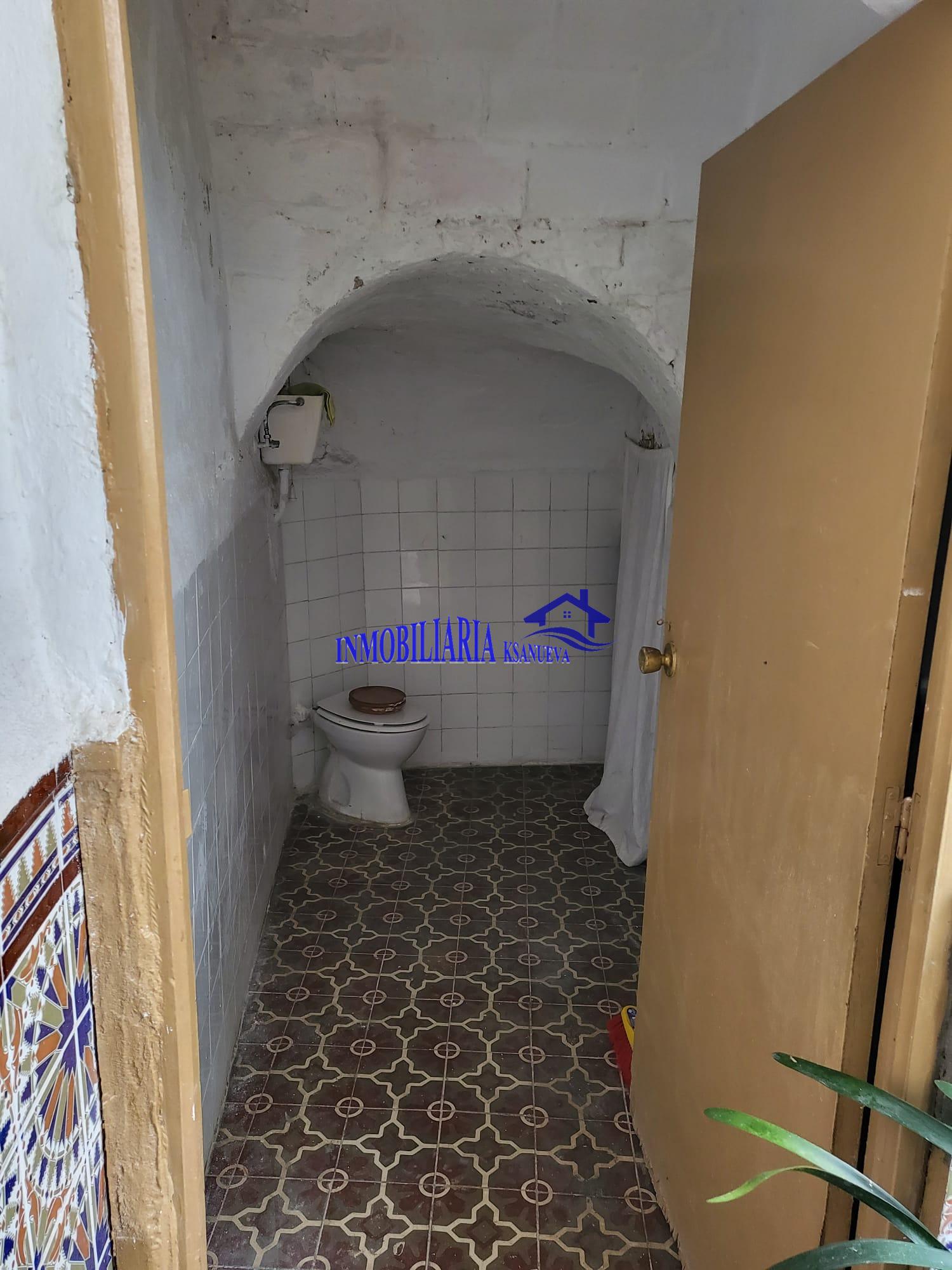 For sale of house in Córdoba
