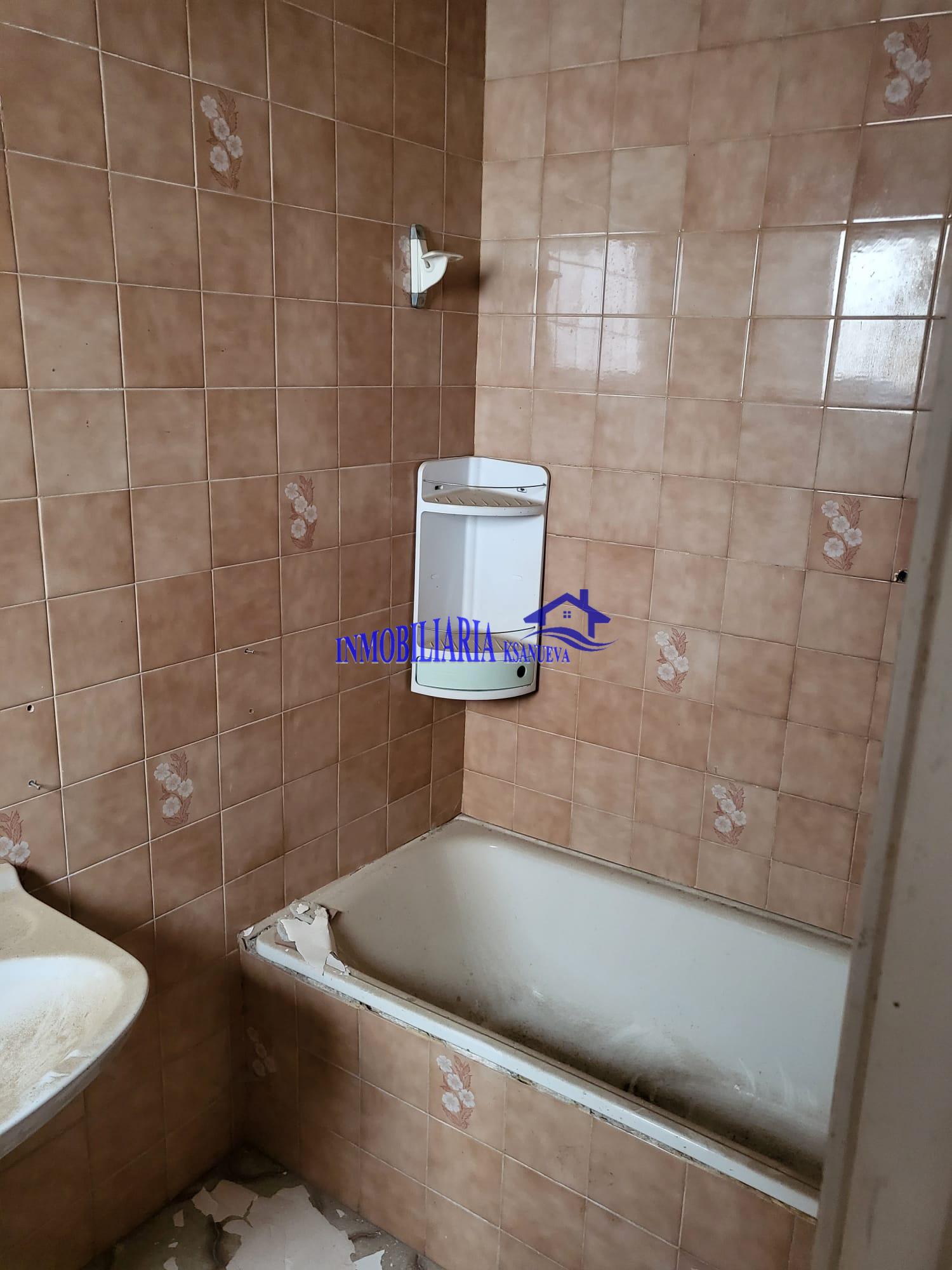 For sale of house in Córdoba