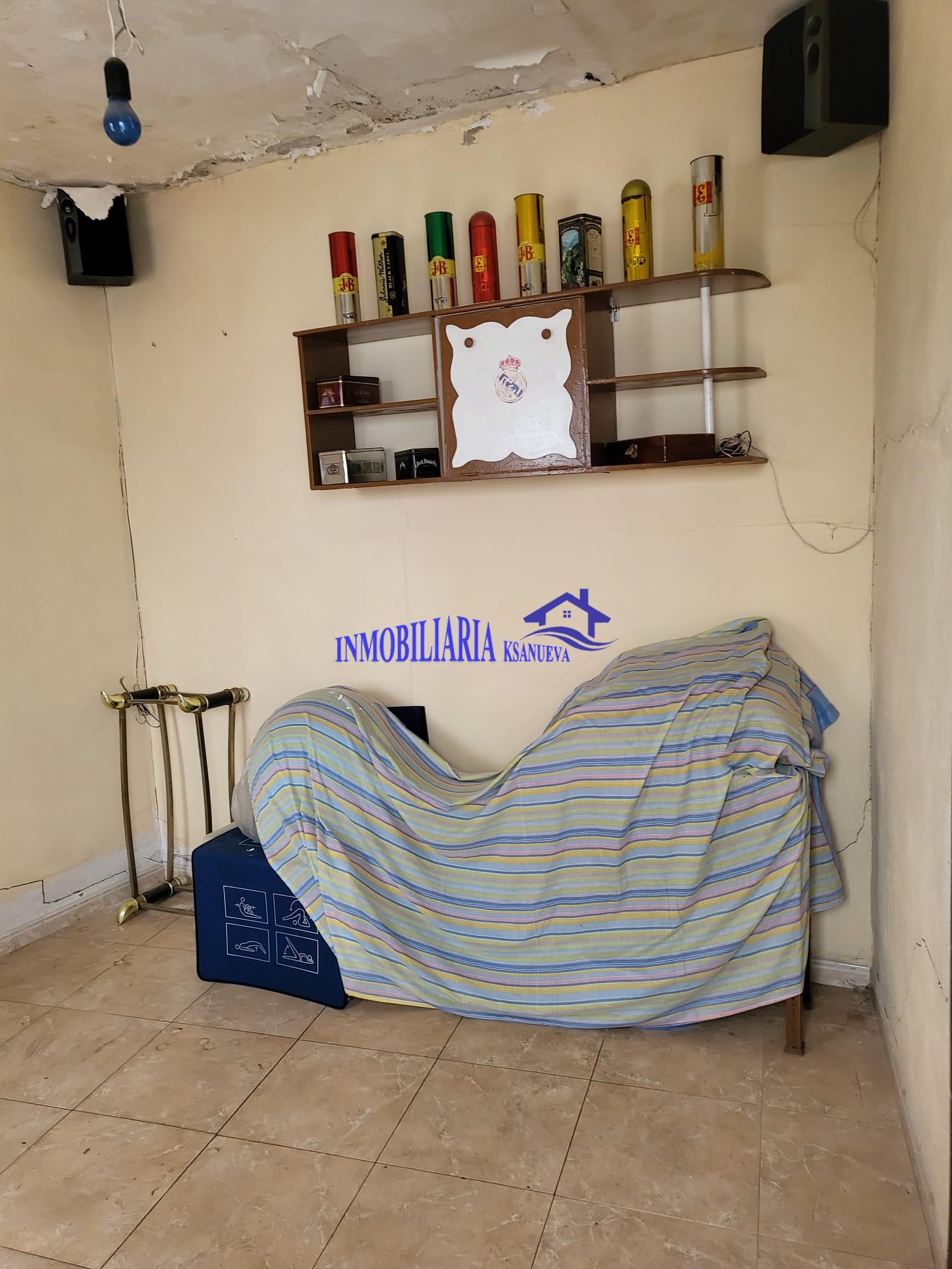 For sale of house in Córdoba