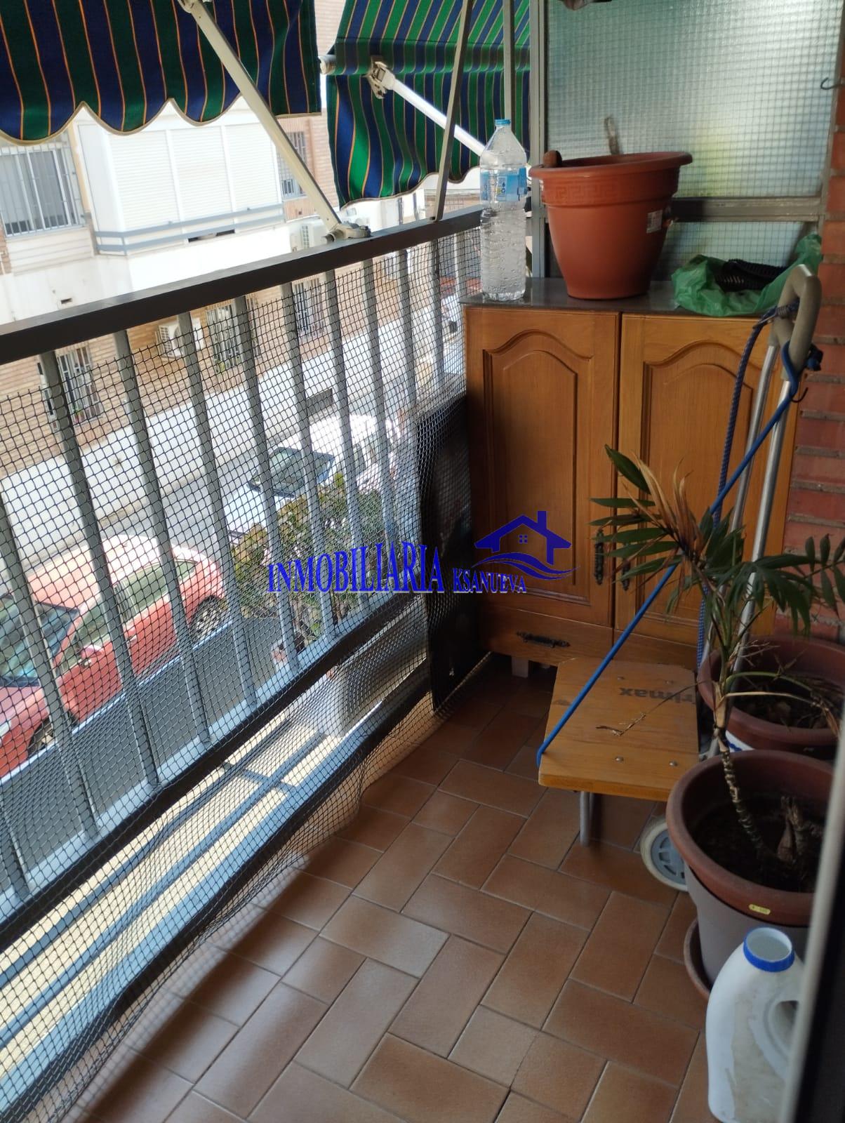 For sale of flat in Córdoba