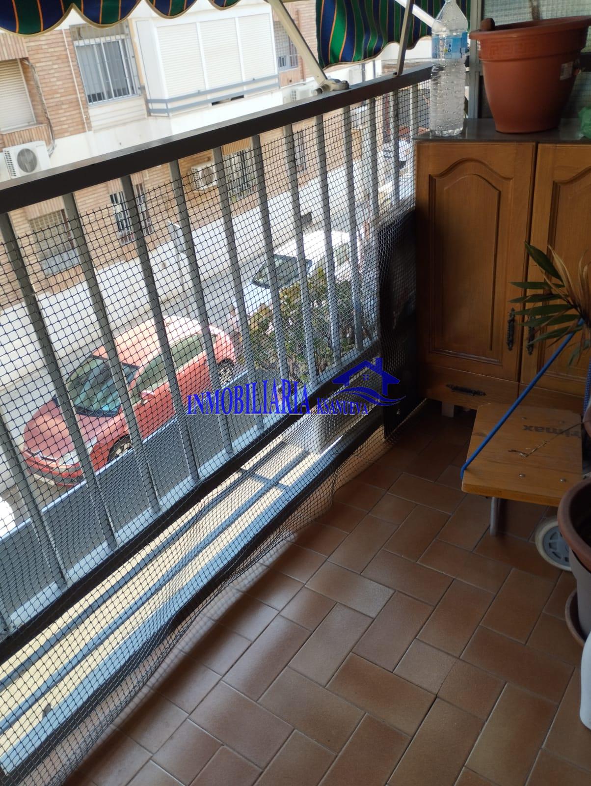 For sale of flat in Córdoba