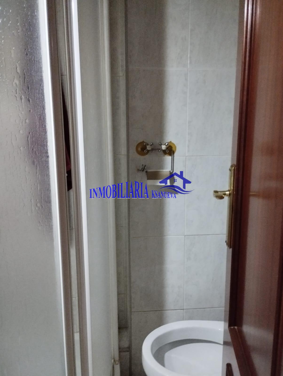 For sale of flat in Córdoba