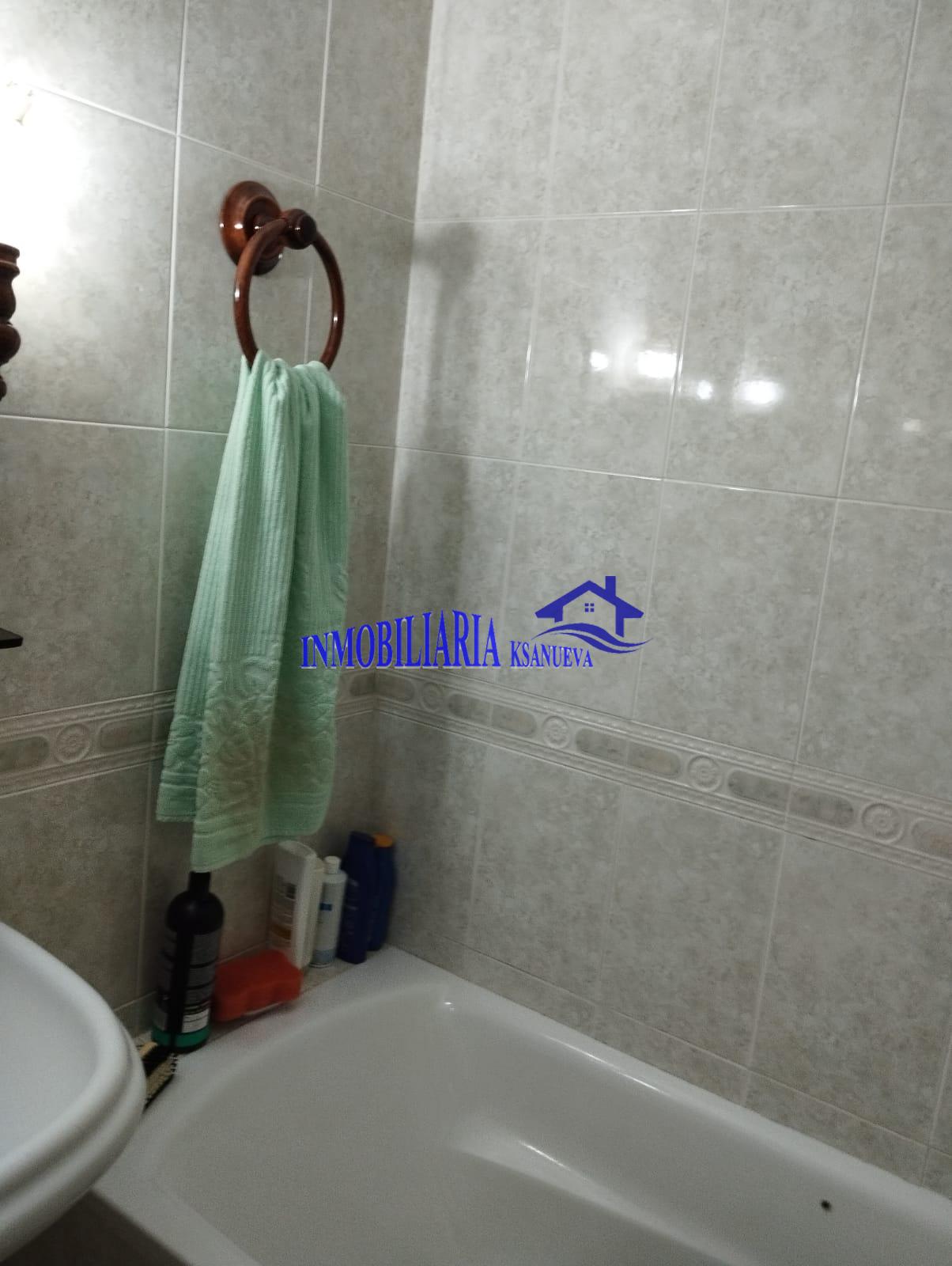 For sale of flat in Córdoba