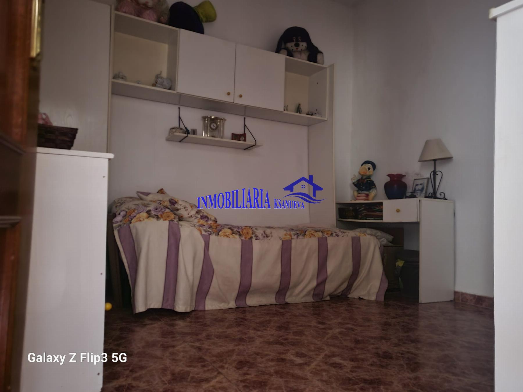 For sale of house in Córdoba