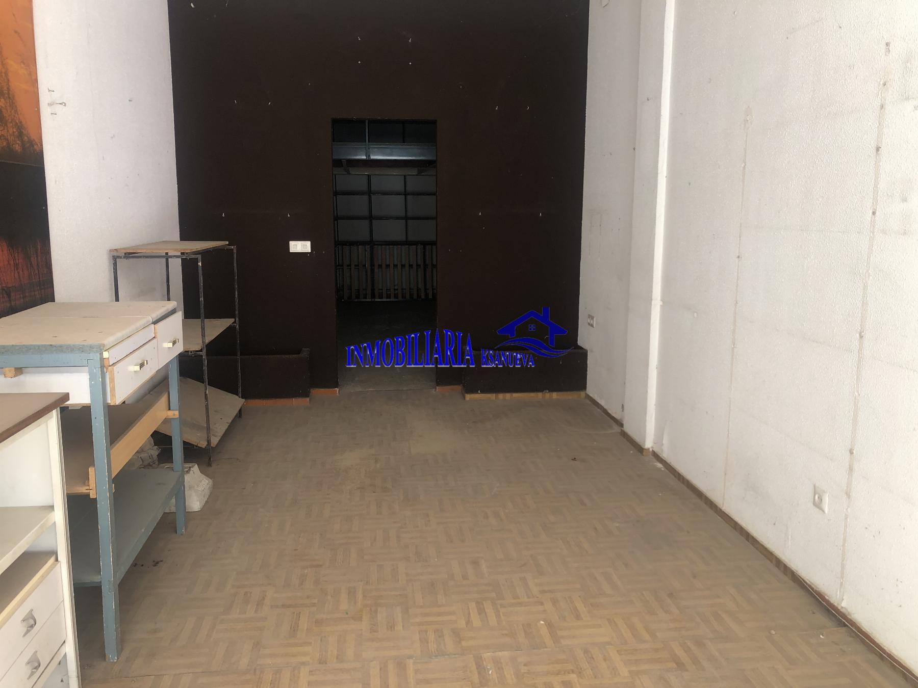 For sale of commercial in Córdoba