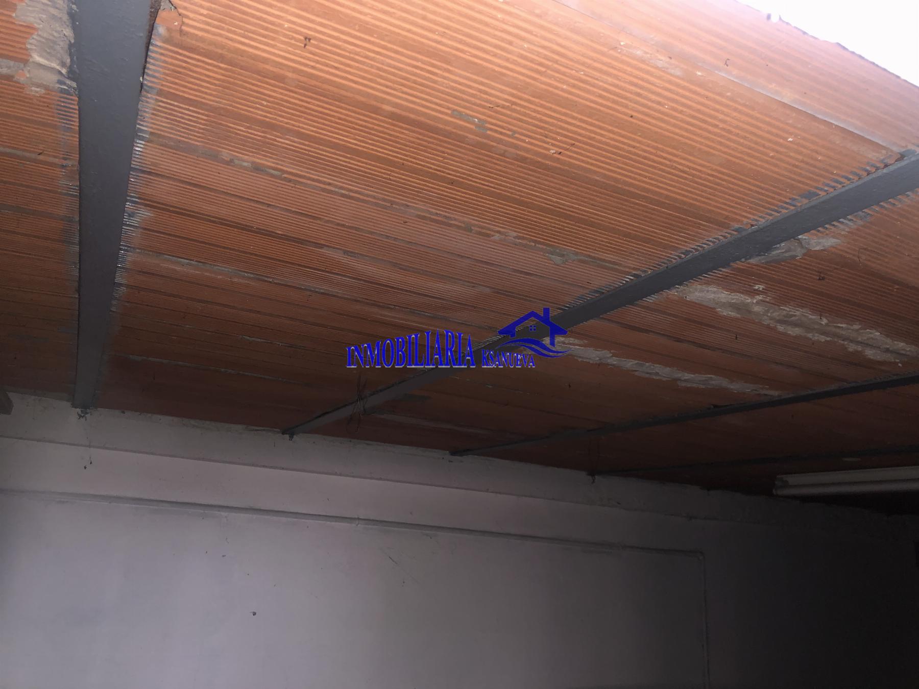 For sale of commercial in Córdoba