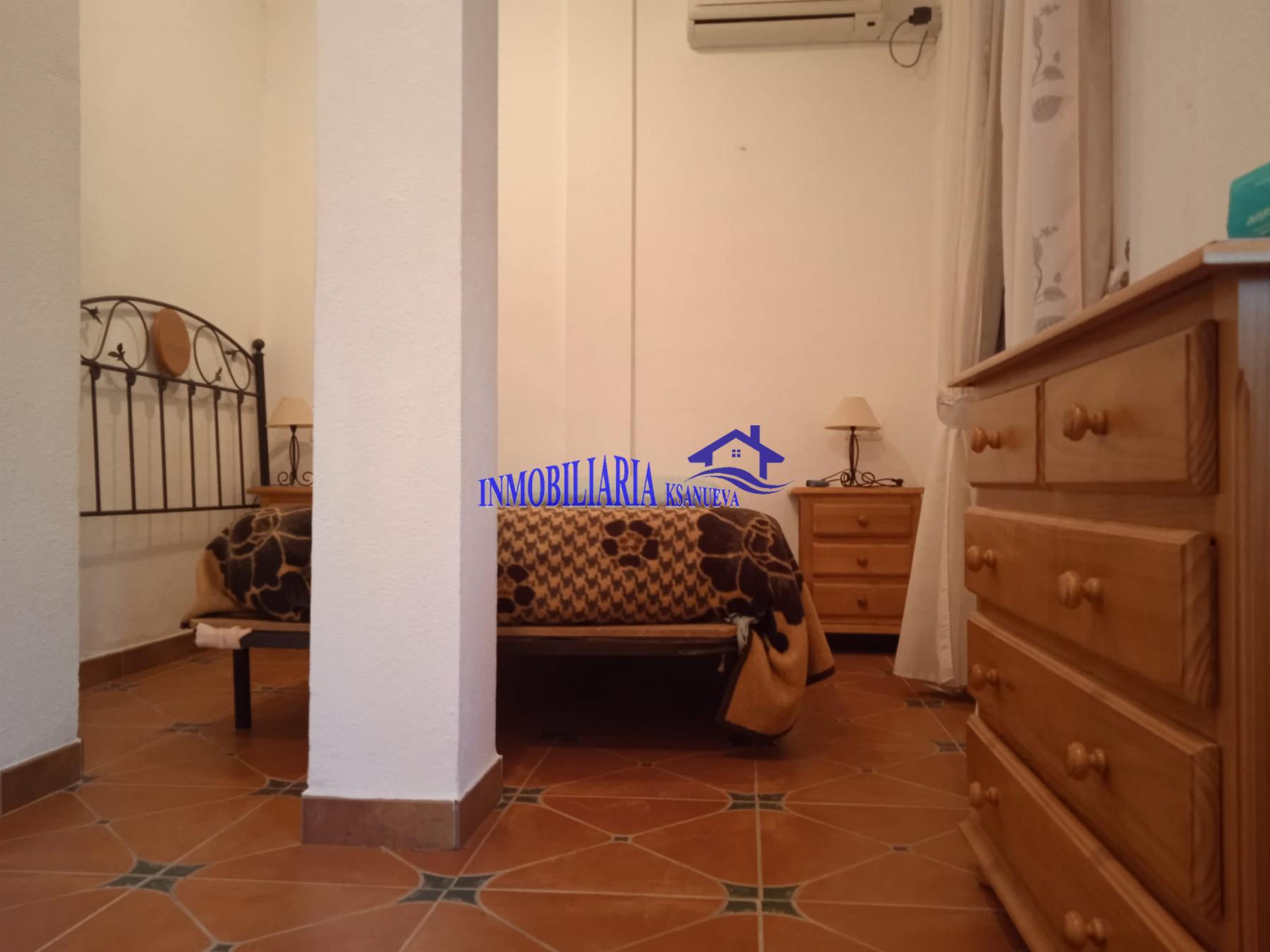 For sale of flat in Córdoba