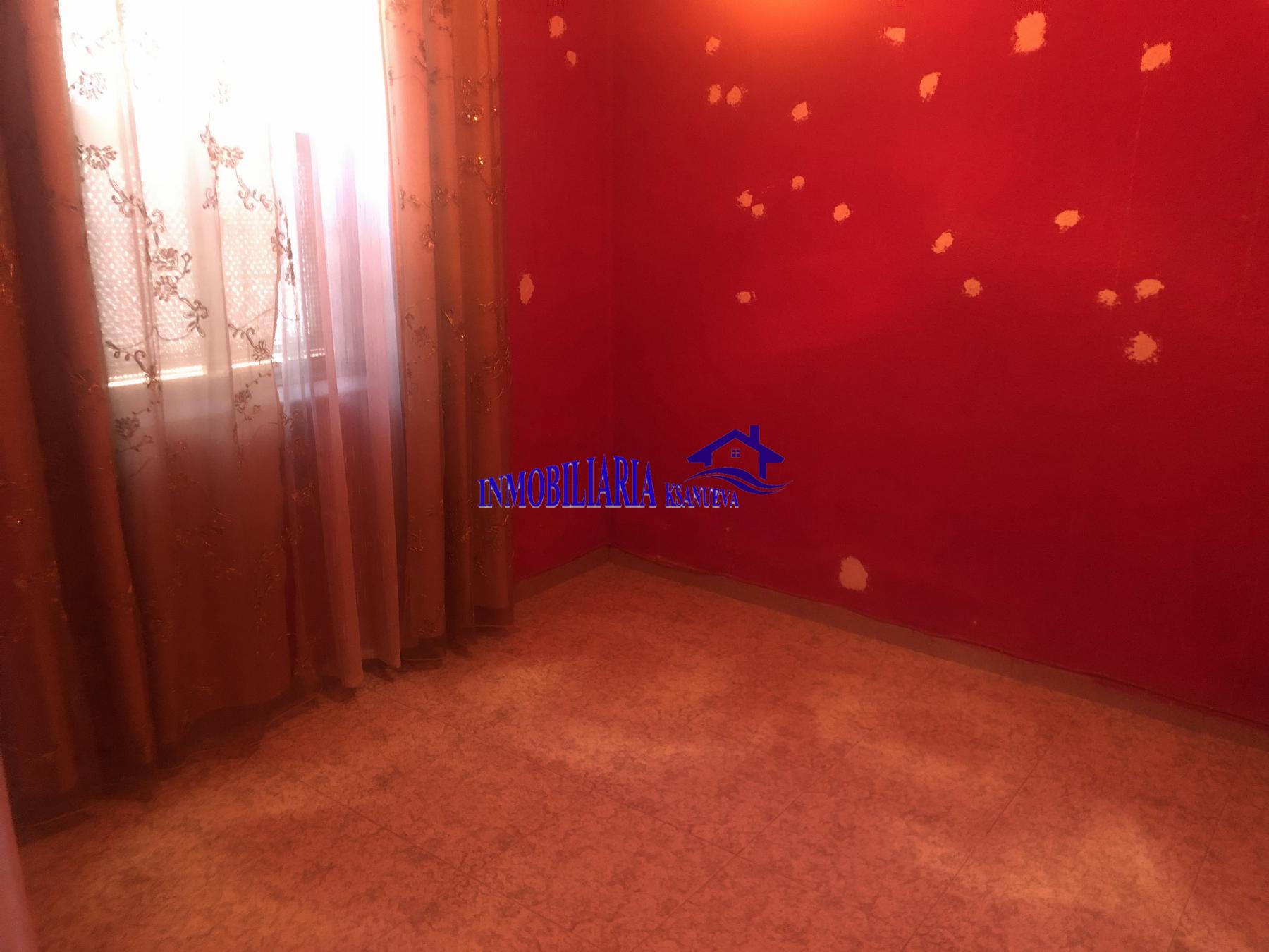 For sale of house in Córdoba