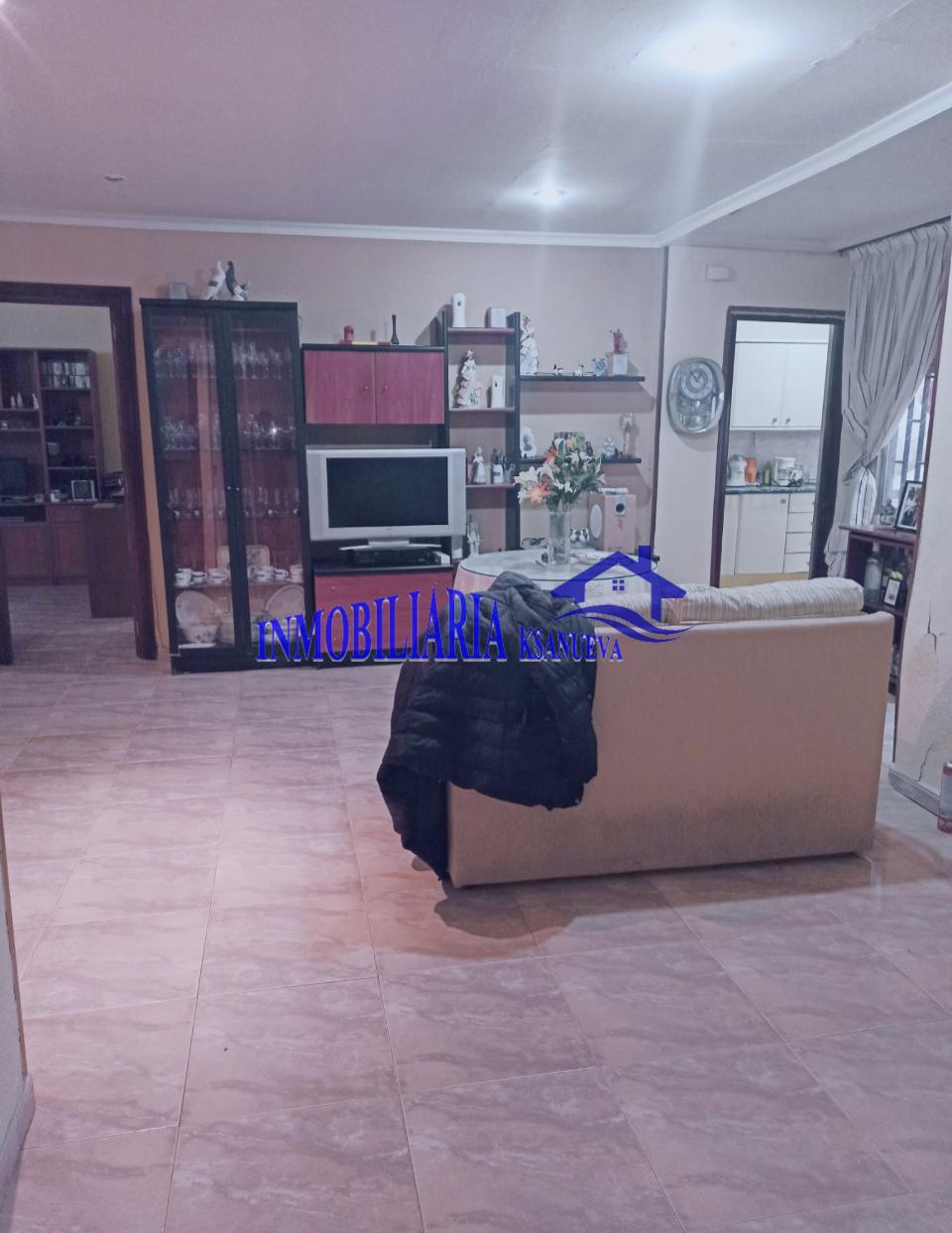 For sale of house in Córdoba