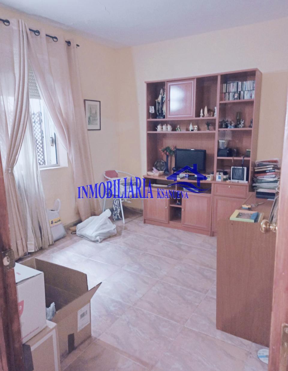 For sale of house in Córdoba